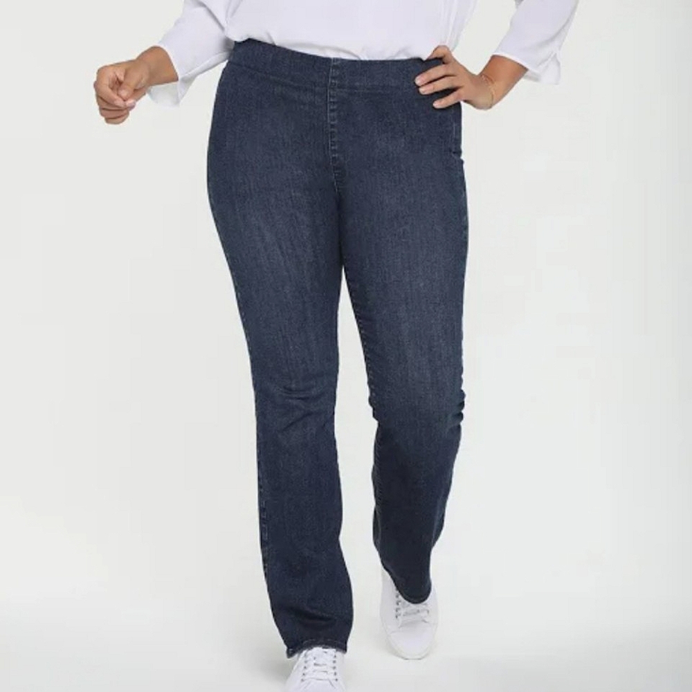 - - SPANSPRING LANGLEY PULL-ON BOOTCUT JEANS NWT